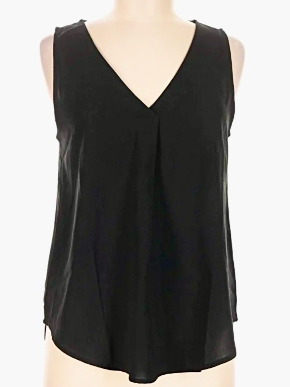cloth & stone Black V-Neck Sleeveless Top